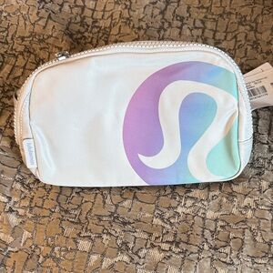 Lululemon Everywhere Belt Bag Rainbow Logo — White/Iridescent | NWT - rare